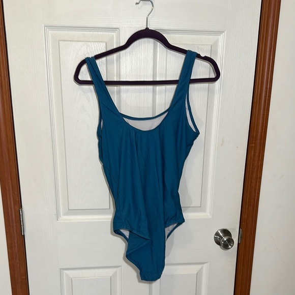 4/$20 🙈 Elegant Blue Women's One Piece Swimsuit - Picture 2 of 3